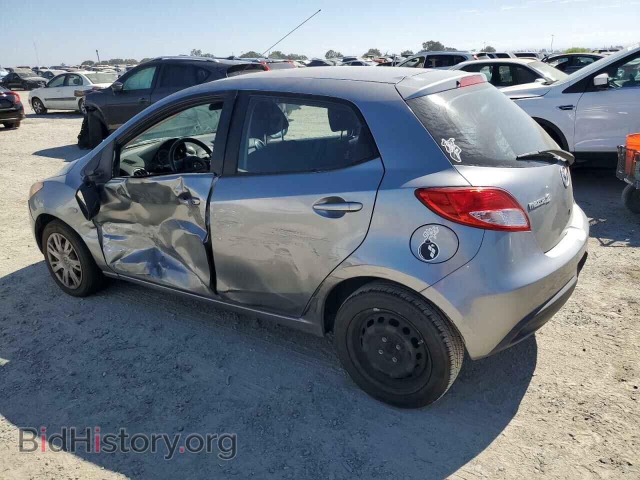 2014 MAZDA 2 - VIN: JM1DE1KY8E0182002 - Photo 2