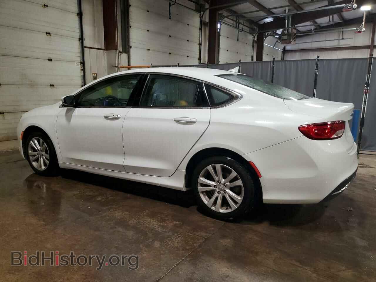 2015 CHRYSLER 200 - VIN: 1C3CCCAB9FN642514 - Фото 2