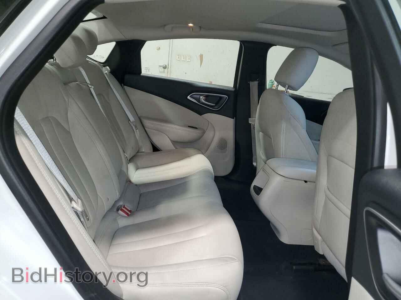 2015 CHRYSLER 200 - VIN: 1C3CCCAB9FN642514 - Фото 10