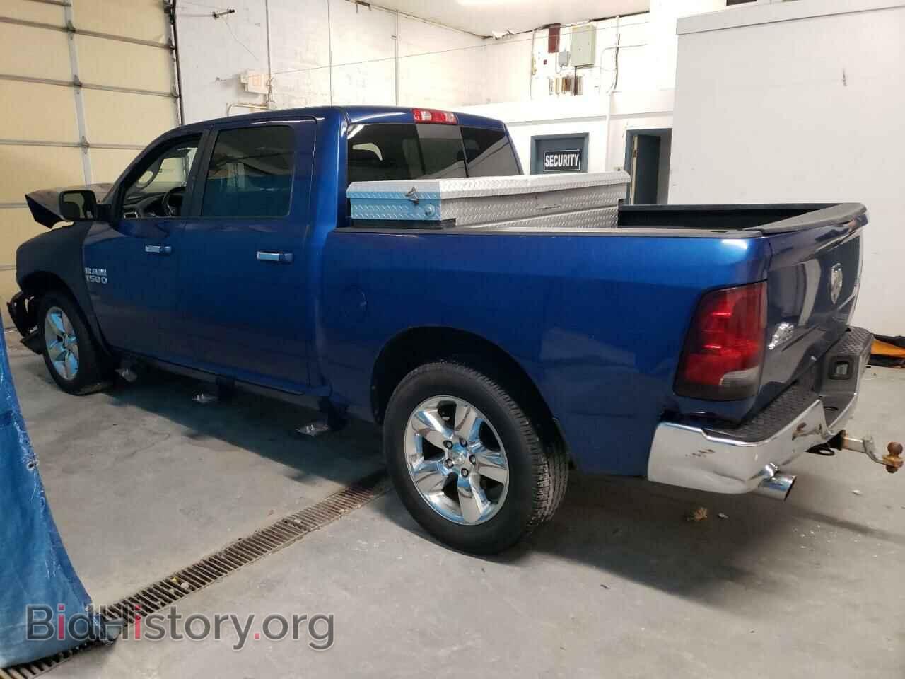 2015 RAM 1500 - VIN: 3C6RR7LT9FG709713 - Фото 2