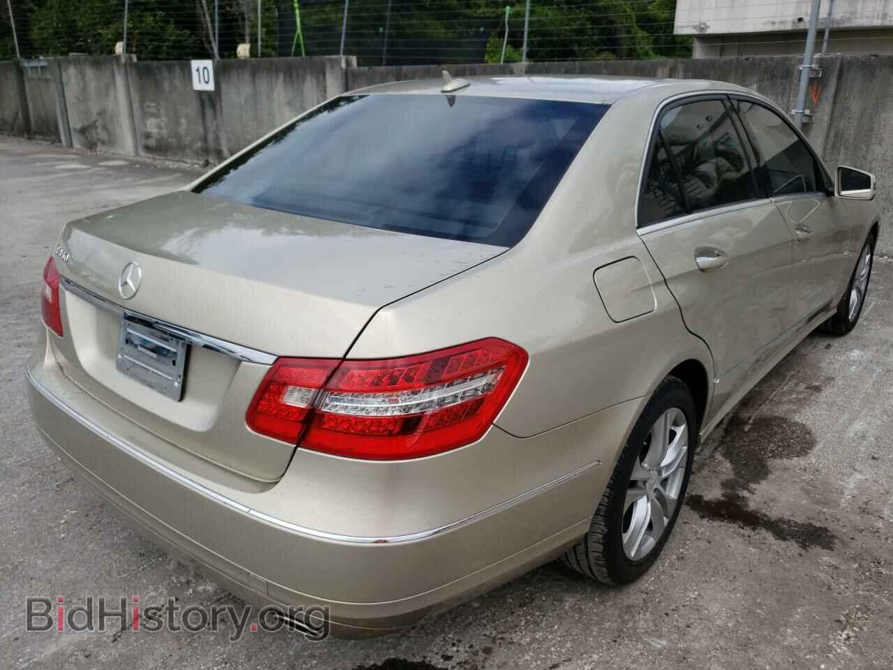 2010 MERCEDES-BENZ E-CLASS - VIN: WDDHF5GB7AA044309 - Фото 4
