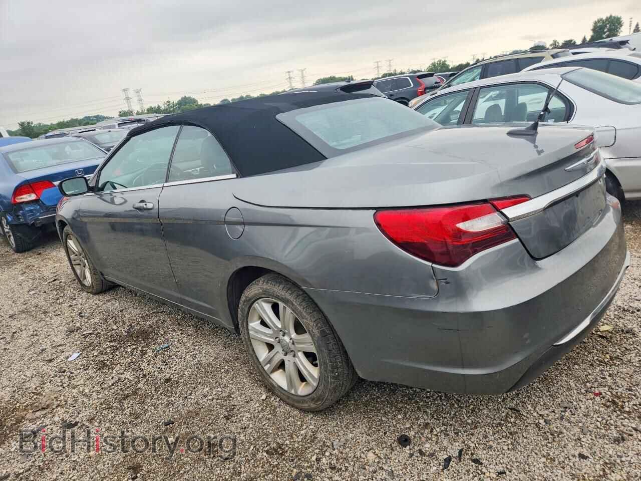 2011 CHRYSLER 200 - VIN: 1C3BC2EG8BN620347 - Photo 2