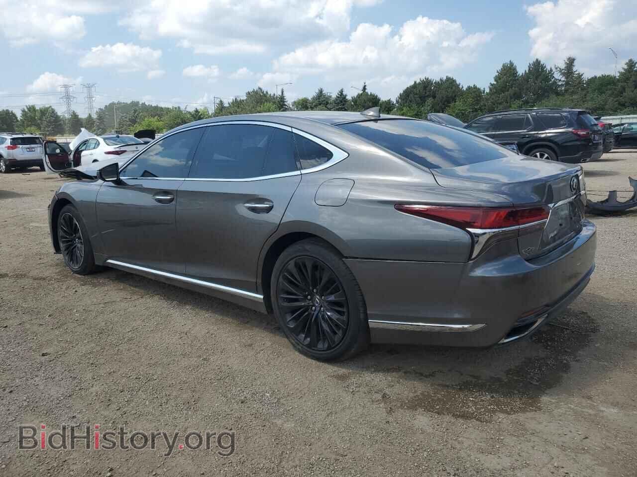 2018 LEXUS LS500 - VIN: JTHC51FF4J5004233 - Photo 2