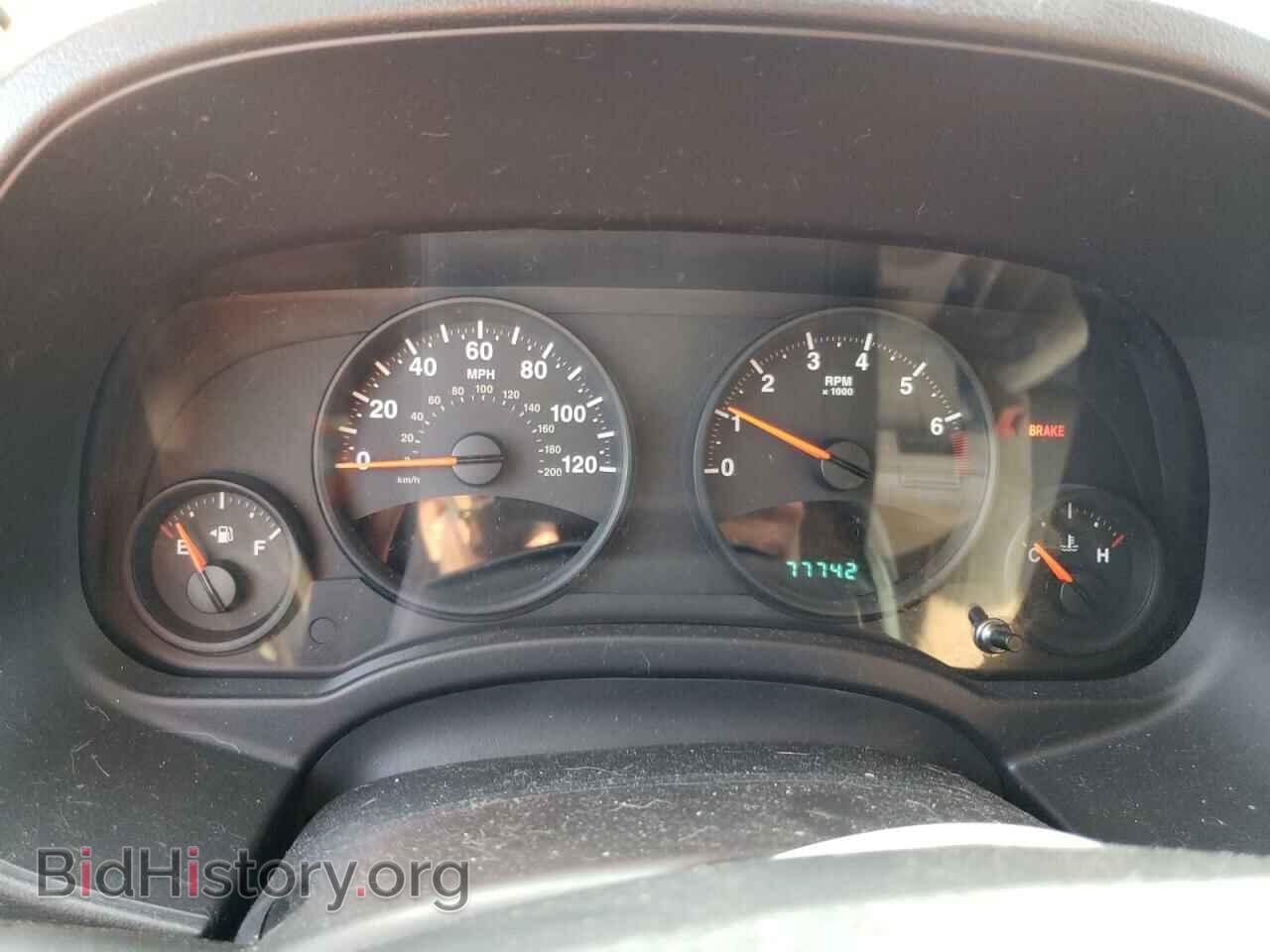 2010 JEEP COMPASS - VIN: 1J4NT1FA3AD676787 - Photo 9