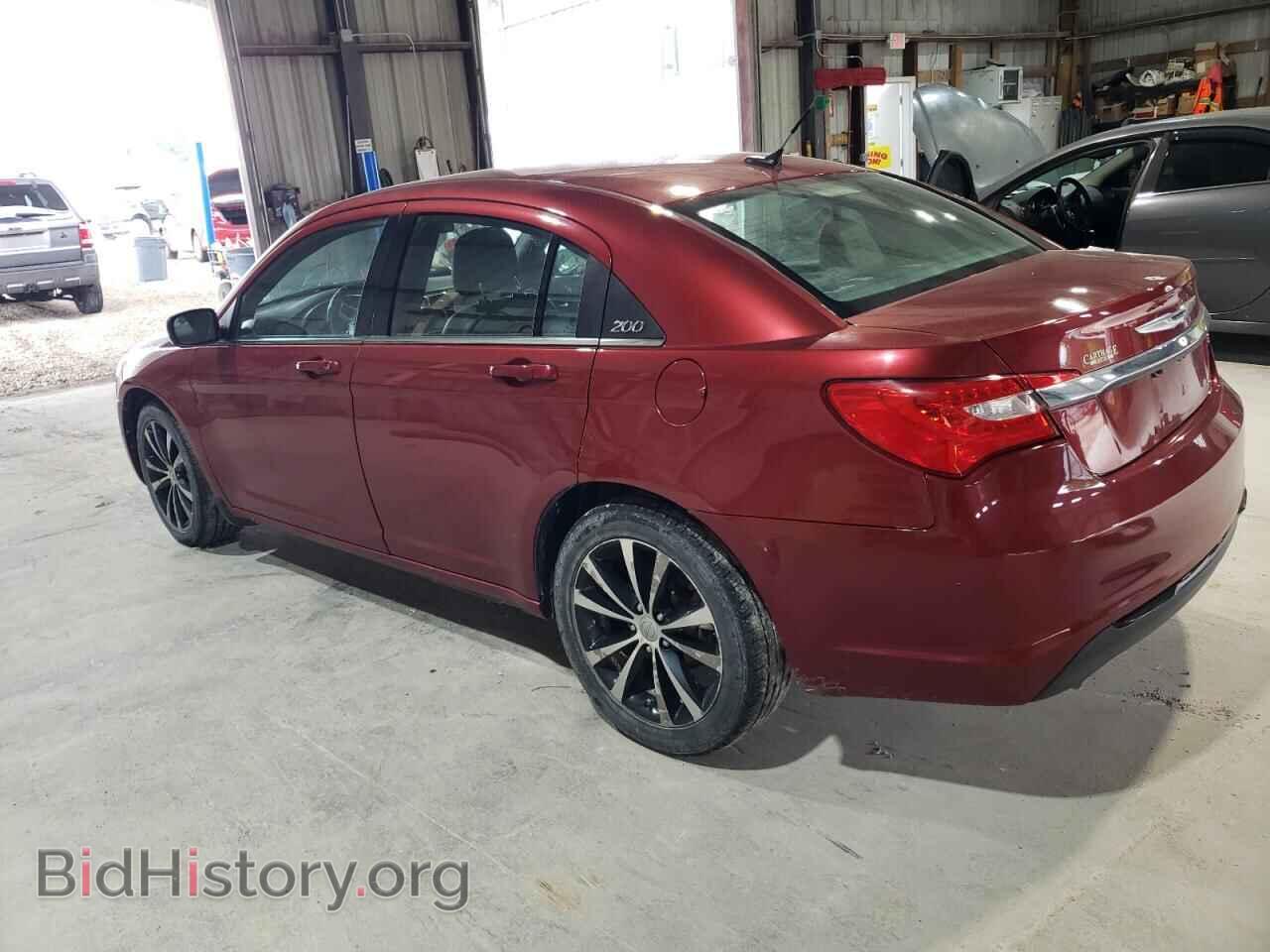 2012 CHRYSLER 200 - VIN: 1C3CCBHG8CN116852 - Фото 2