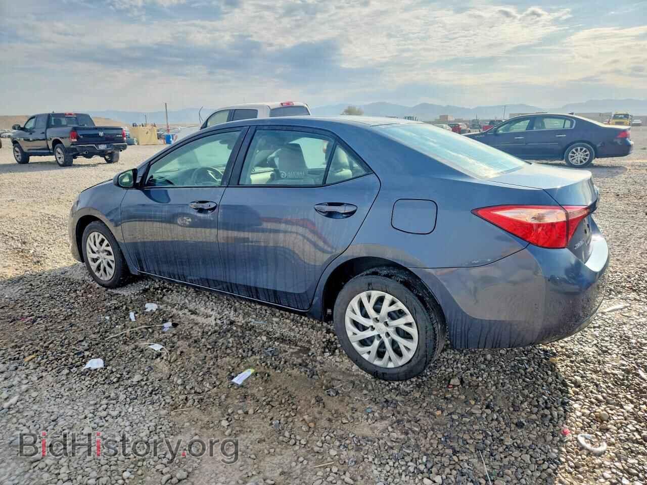 2017 TOYOTA COROLLA - VIN: 2T1BURHE1HC768623 - Фото 2