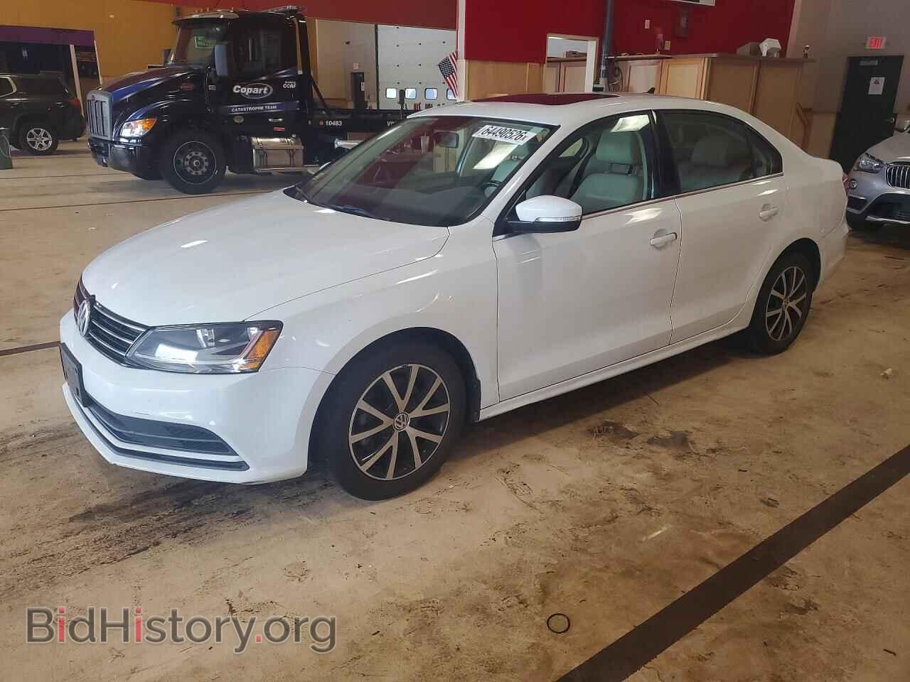 Фотография 3VWDB7AJ6HM266043 - VOLKSWAGEN JETTA 2017
