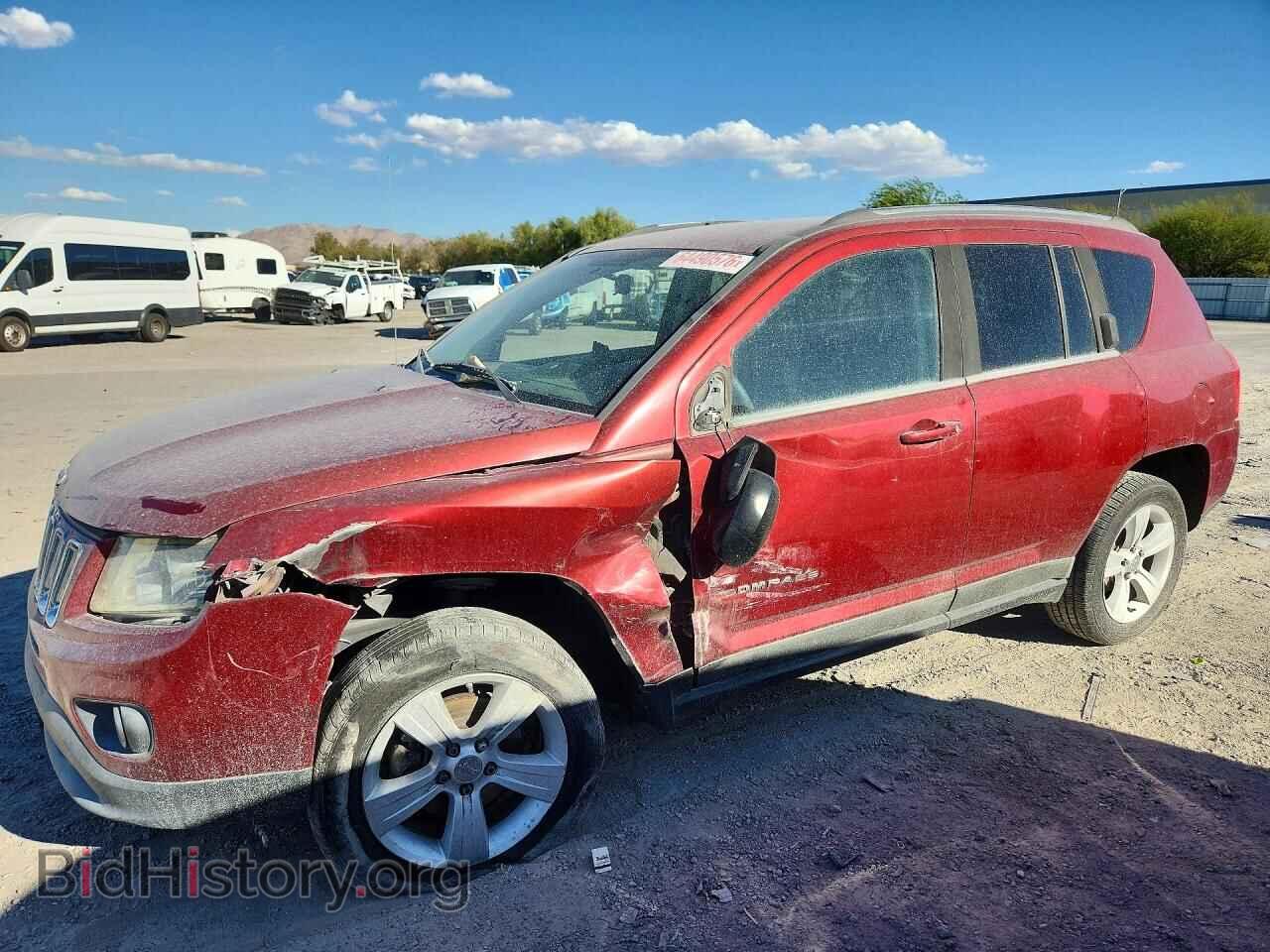 Photo 1J4NT1FA7B0159901 - JEEP COMPASS 2011