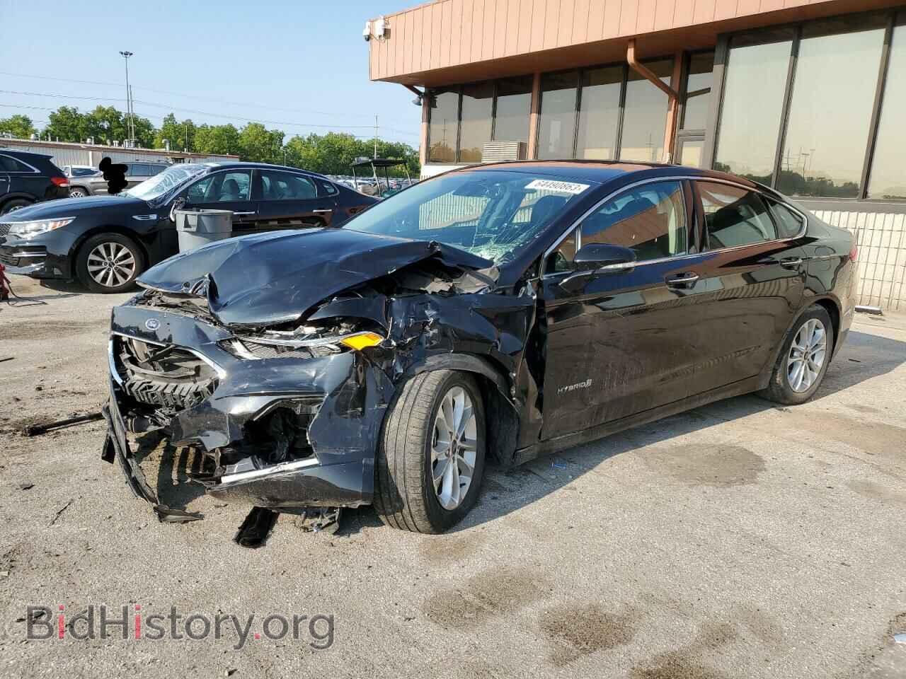 Photo 3FA6P0MU5KR155140 - FORD FUSION 2019