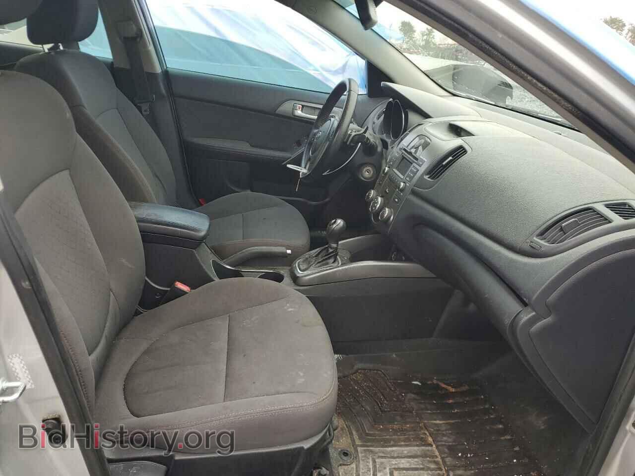 2011 KIA FORTE - VIN: KNAFW4A33B5411842 - Фото 5