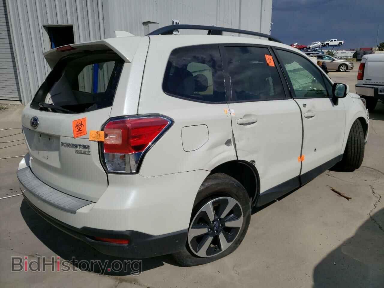 2017 SUBARU FORESTER - VIN: JF2SJAGC7HH804662 - Фото 3