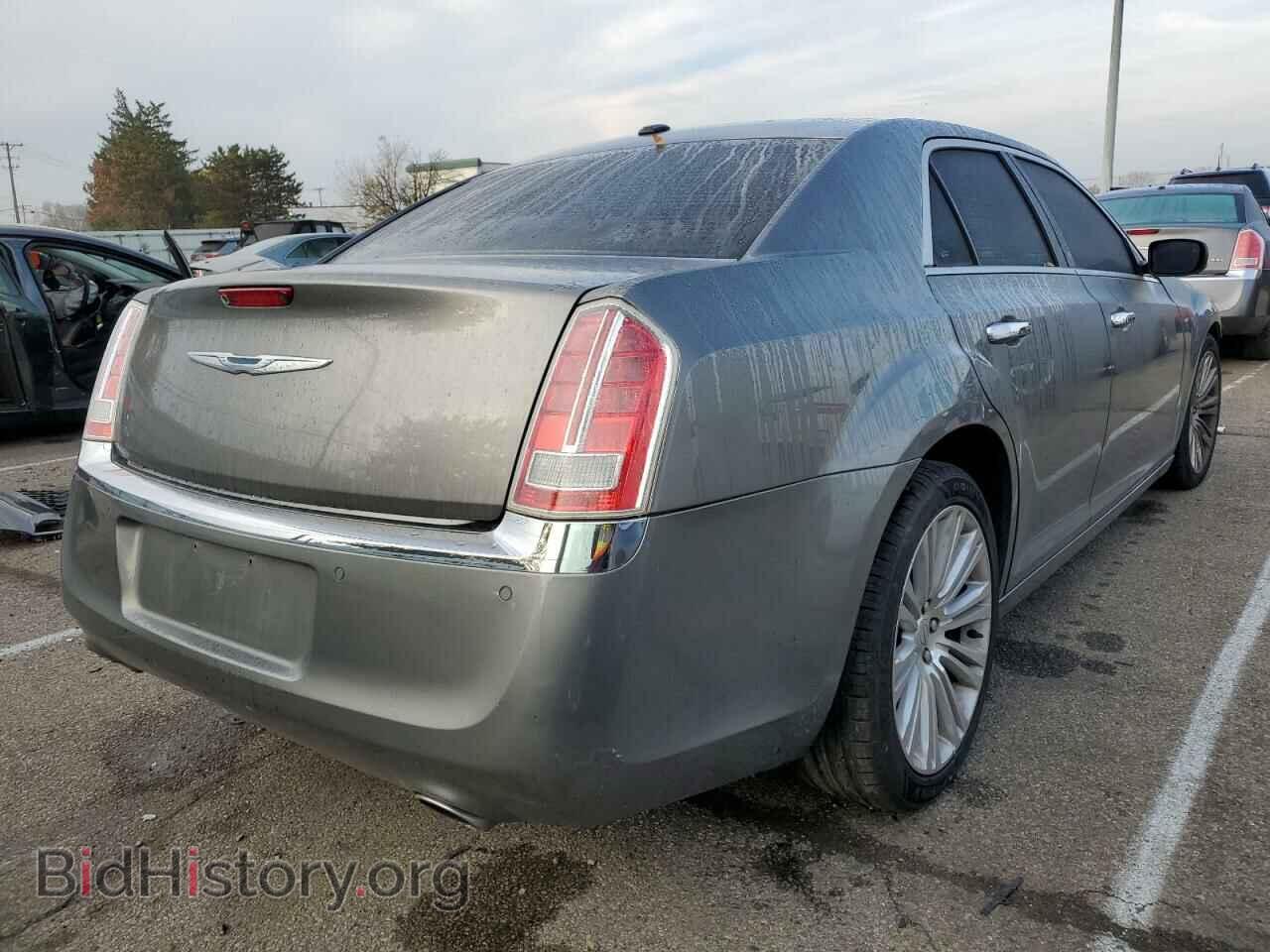 2011 CHRYSLER 300 - VIN: 2C3CA6CT5BH580139 - Фото 4