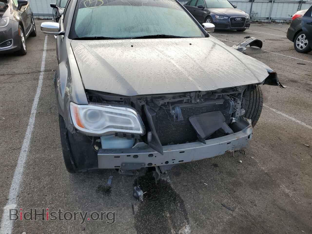 2011 CHRYSLER 300 - VIN: 2C3CA6CT5BH580139 - Фото 9
