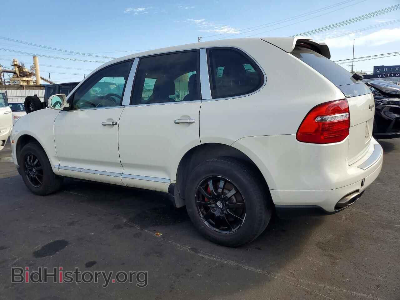 2010 PORSCHE CAYENNE - VIN: WP1AA2AP2ALA02694 - Фото 2