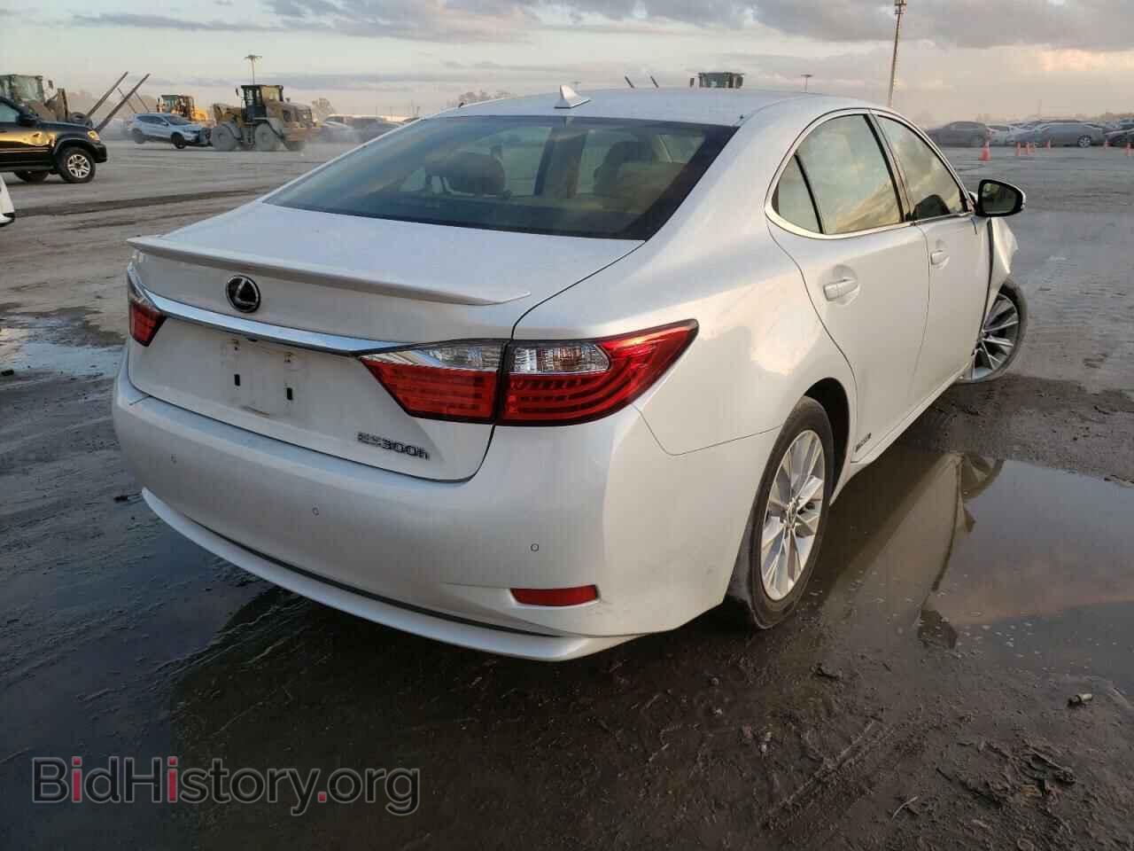 2013 LEXUS ES300 - VIN: JTHBW1GG3D2026150 - Фото 4
