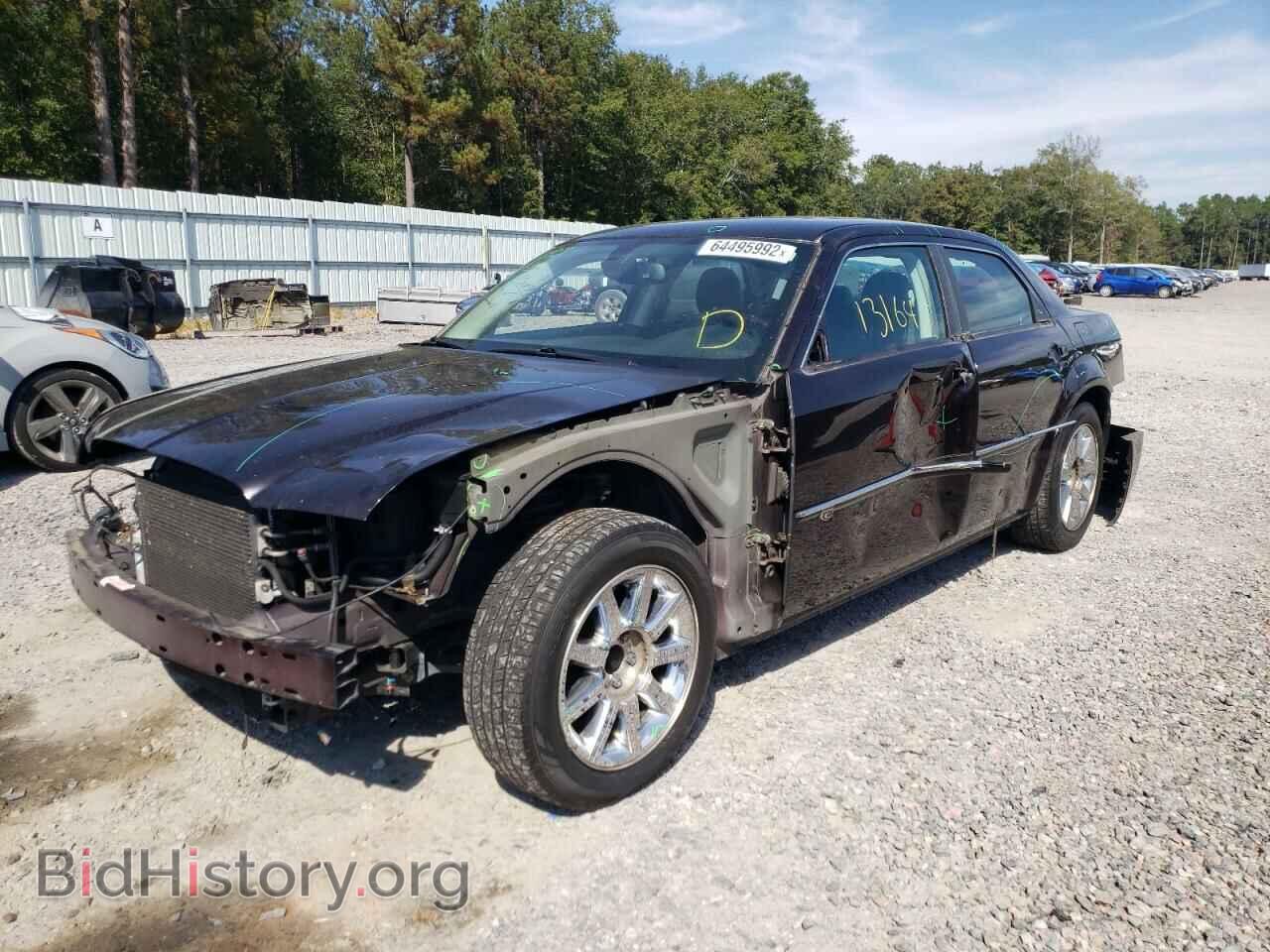 2010 CHRYSLER 300 - VIN: 2C3CA6CT4AH148558 - Фото 2