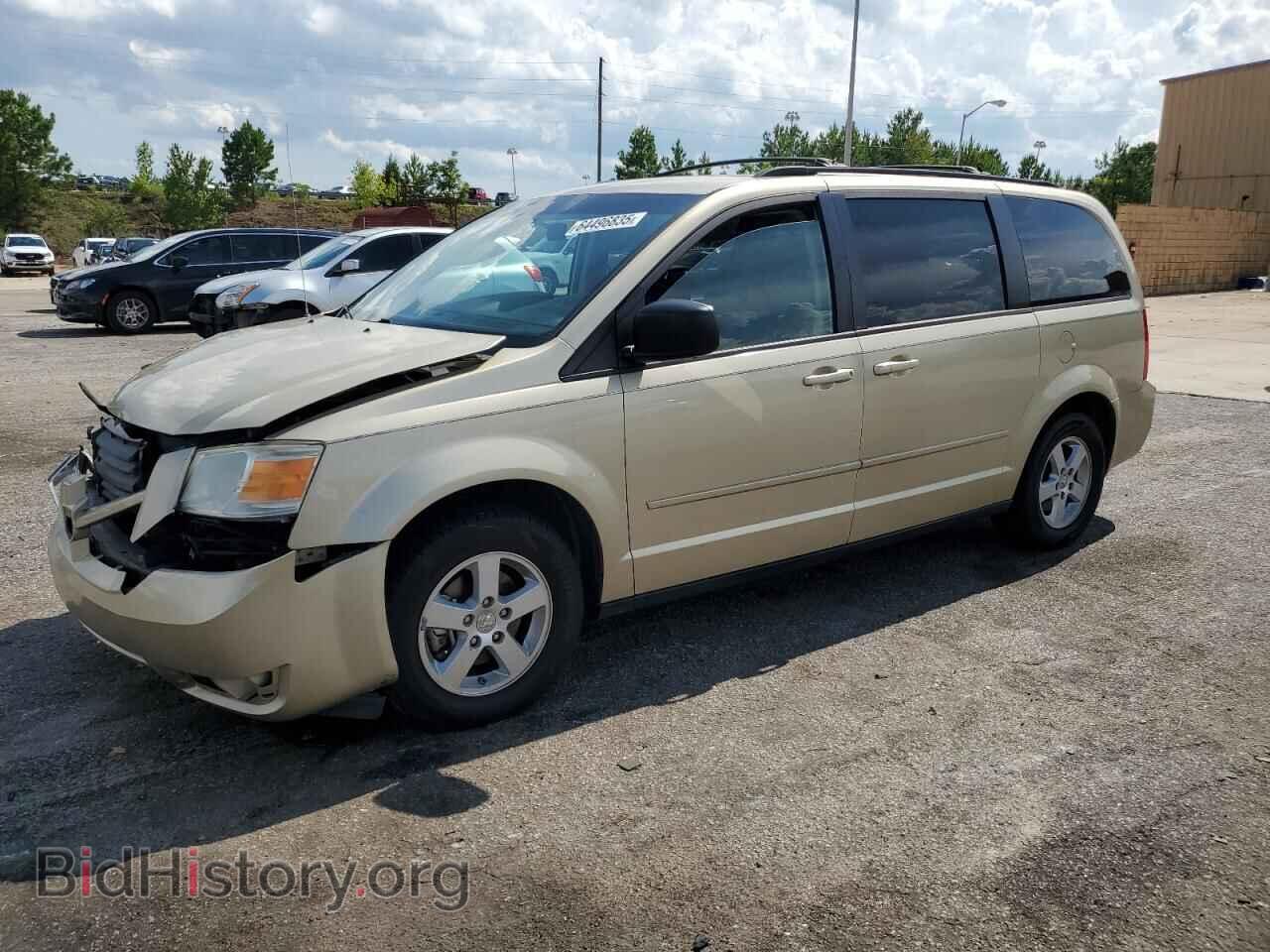 Фотография 2D4RN3D12AR371930 - DODGE CARAVAN 2010