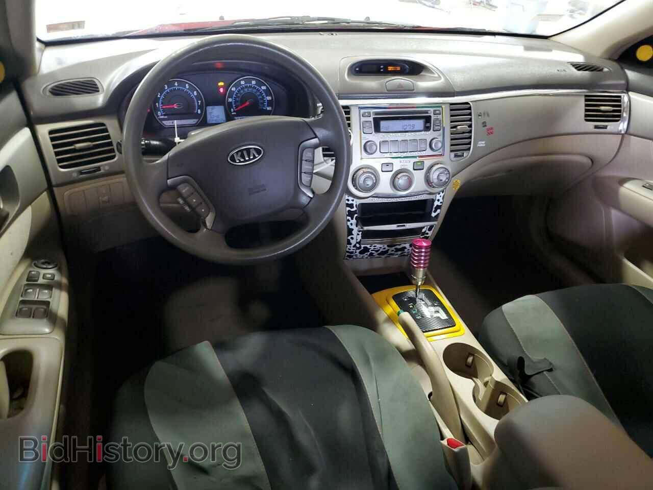 2007 KIA OPTIMA - VIN: KNAGE123175121675 - Фото 8