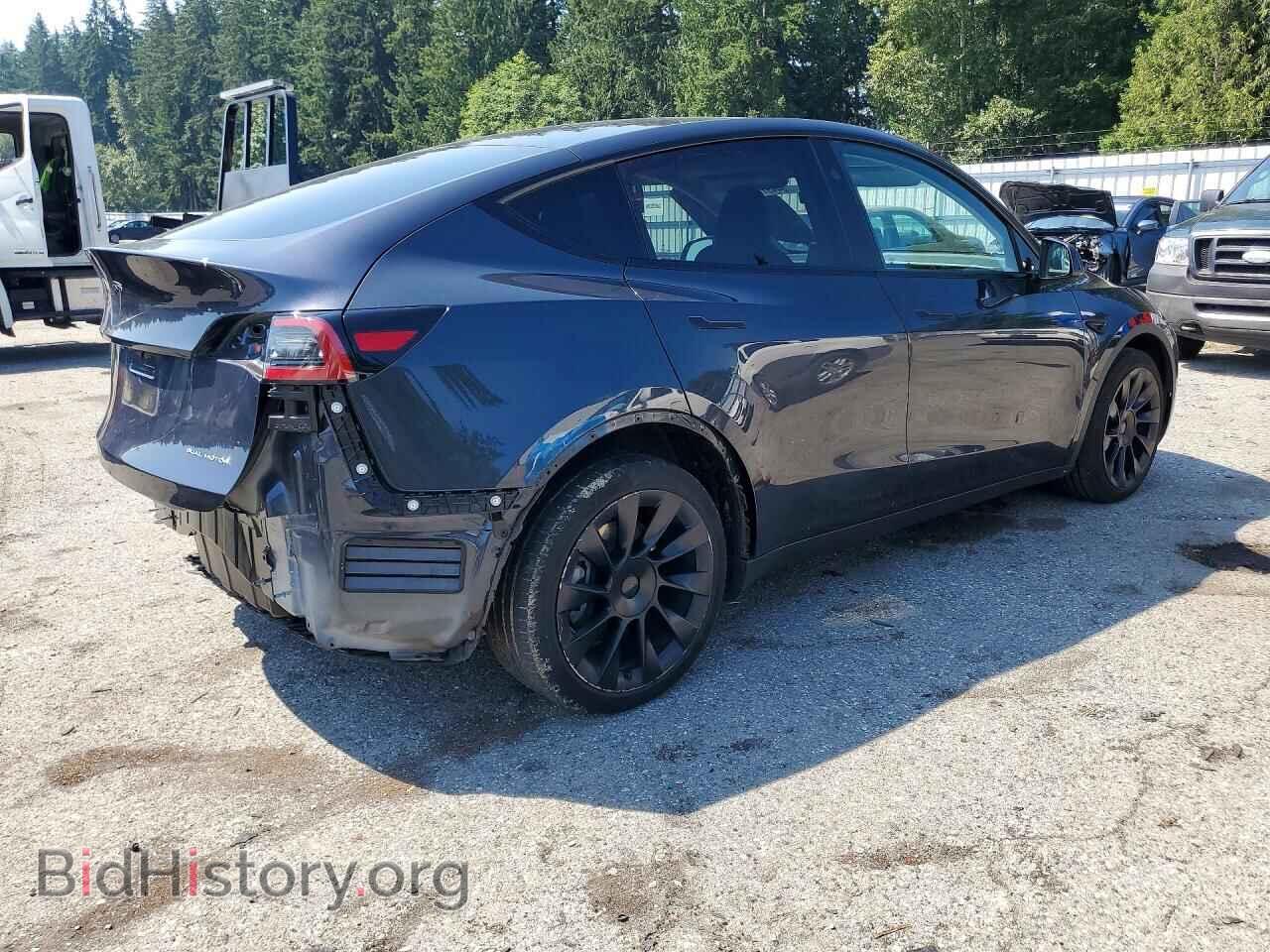 2024 TESLA MODEL Y - VIN: 7SAYGDEE4RF013801 - Photo 3