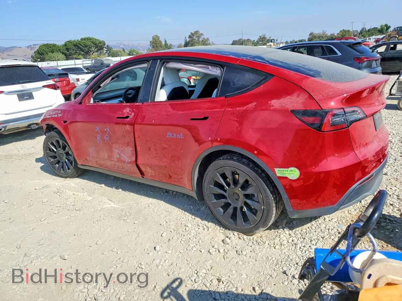 2022 TESLA MODEL Y - VIN: 7SAYGAEE3NF546408 - Photo 2