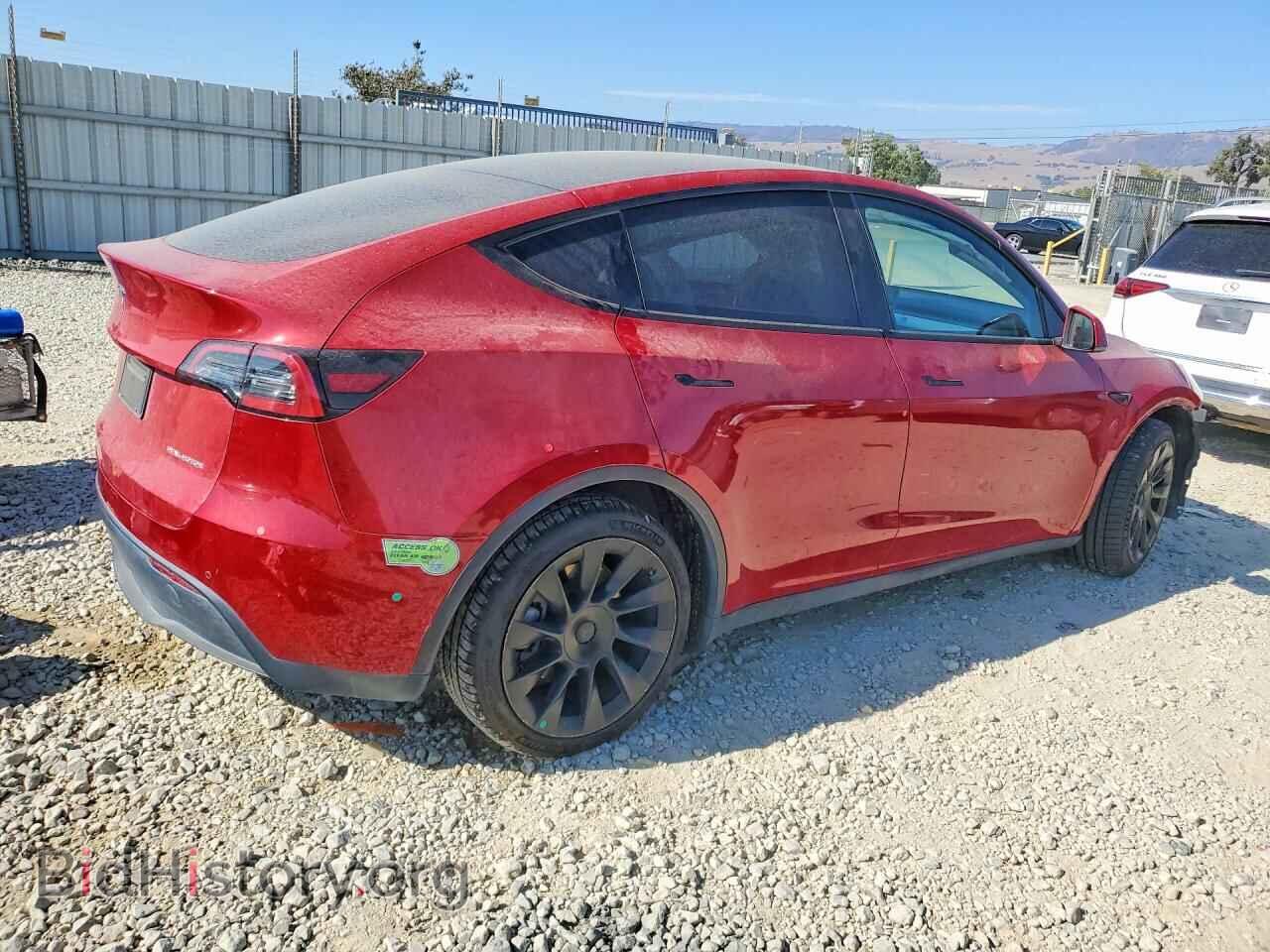 2022 TESLA MODEL Y - VIN: 7SAYGAEE3NF546408 - Photo 3