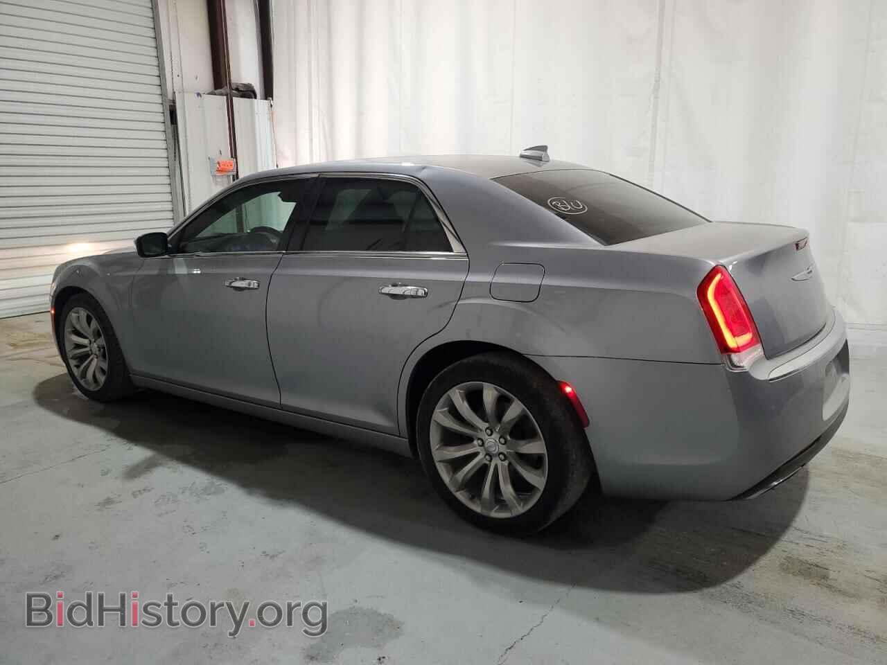 2018 CHRYSLER 300 - VIN: 2C3CCAEG5JH126971 - Фото 2