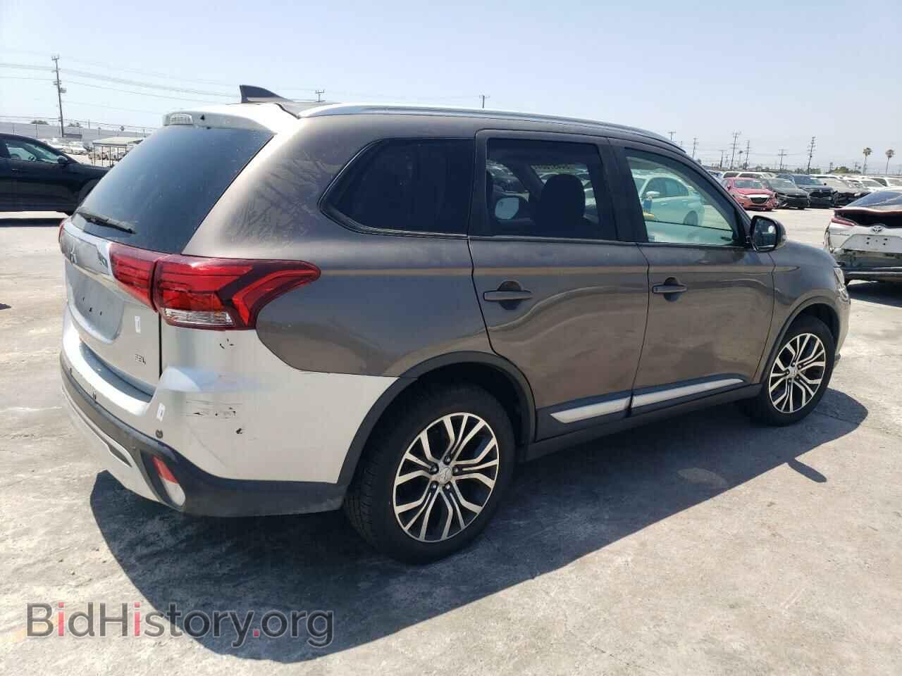 2018 MITSUBISHI OUTLANDER - VIN: JA4AD3A38JZ006249 - Фото 3