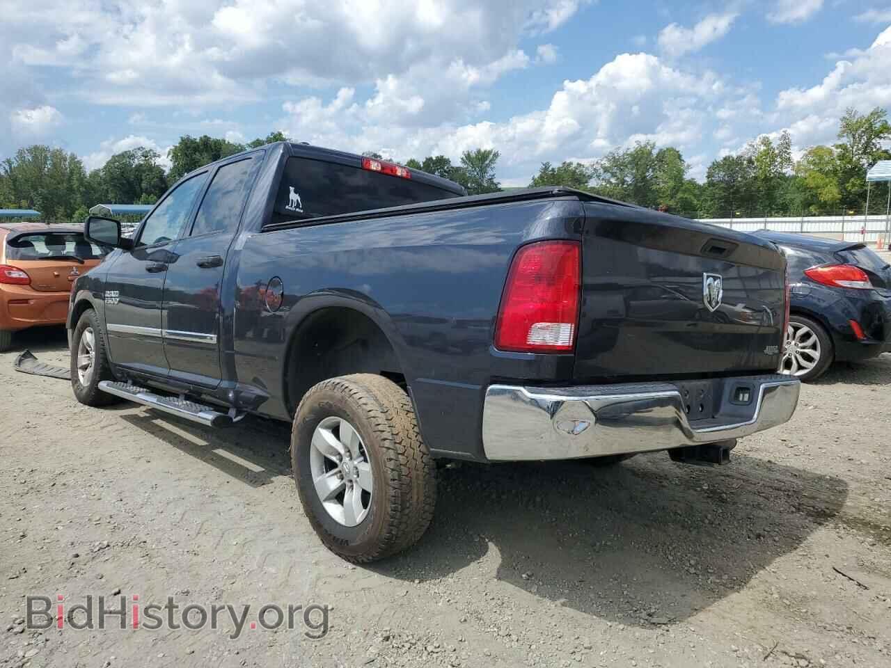 2018 RAM 1500 - VIN: 1C6RR6FG7JS324810 - Фото 2