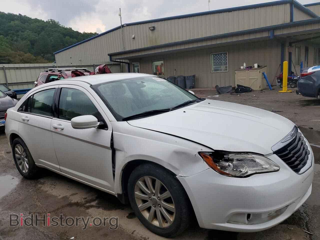 2013 CHRYSLER 200 - VIN: 1C3CCBBBXDN500694 - Photo 4