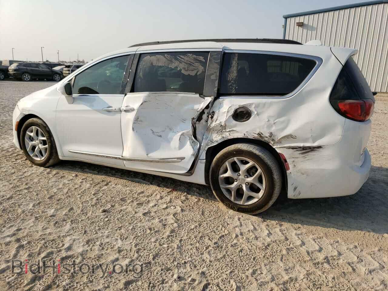 2017 CHRYSLER PACIFICA - VIN: 2C4RC1BG7HR507803 - Фото 2