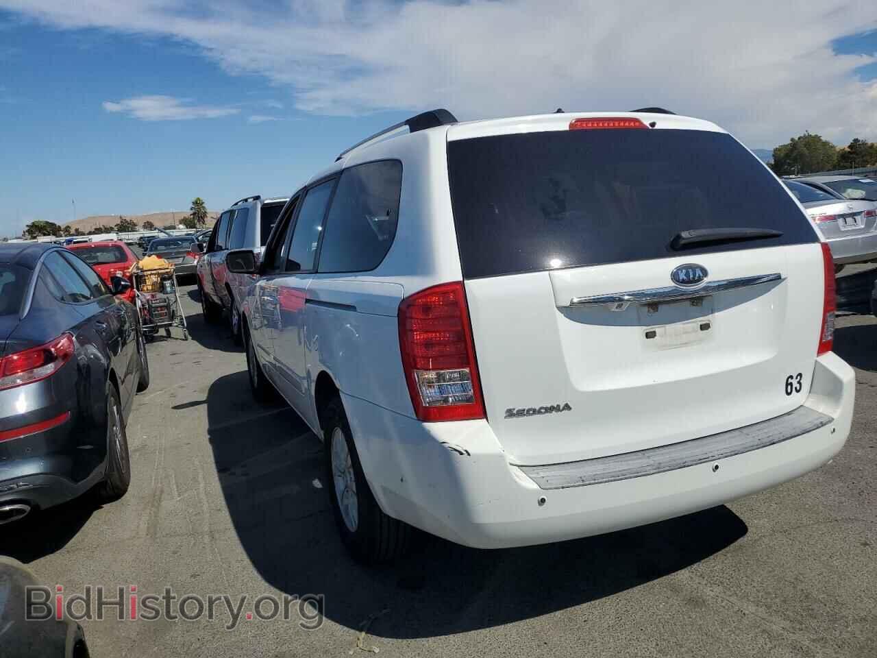 2011 KIA All Models - VIN: KNDMG4C74B6377461 - Фото 2