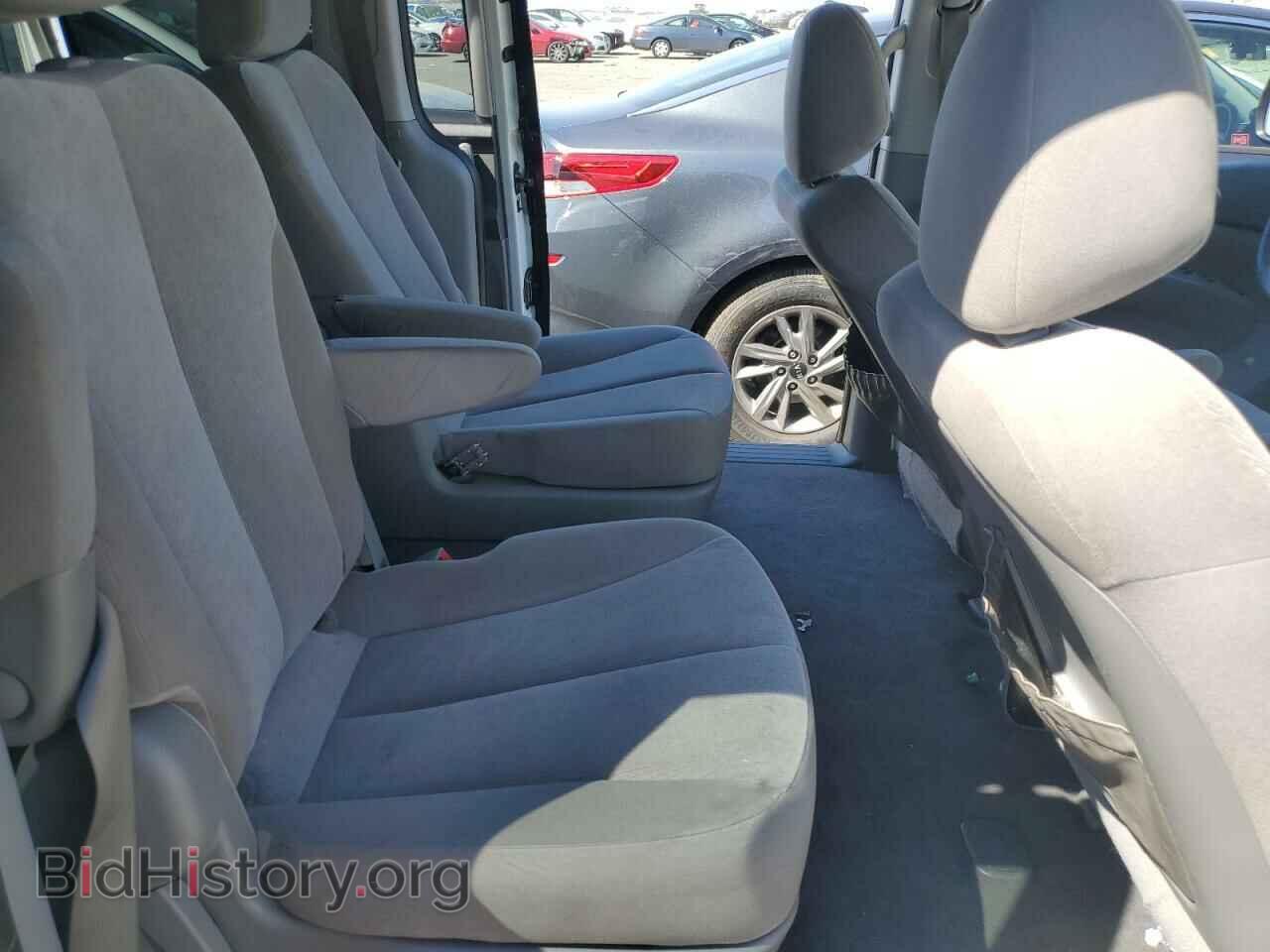 2011 KIA All Models - VIN: KNDMG4C74B6377461 - Фото 11