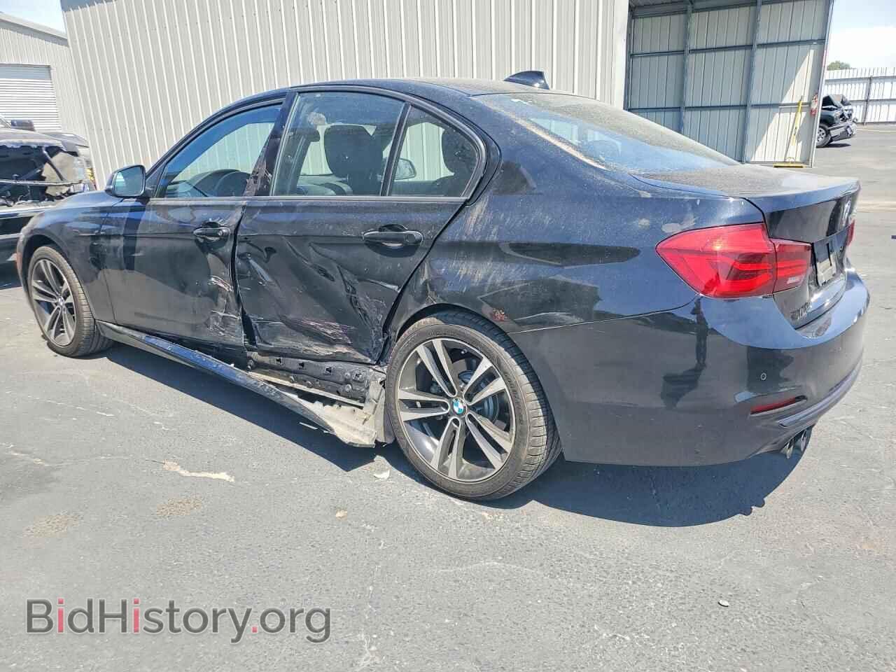2018 BMW 3 SERIES - VIN: WBA8B9C56JEE81675 - Фото 2