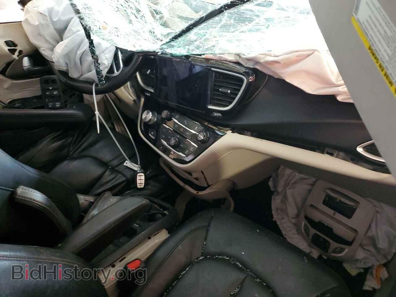 2017 CHRYSLER PACIFICA - VIN: 2C4RC1BG4HR739243 - Photo 8