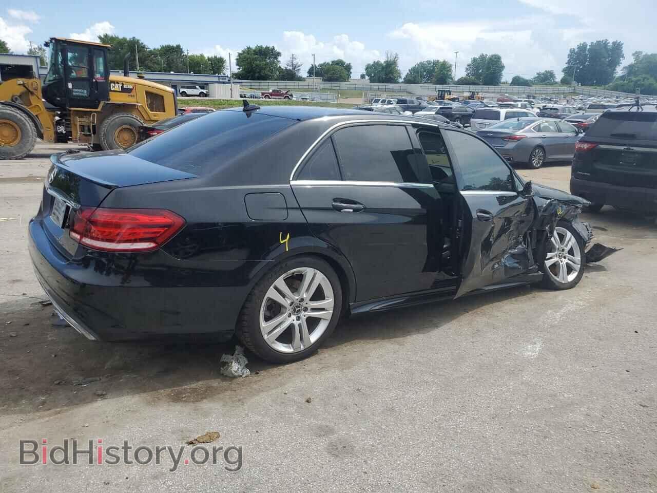 2014 MERCEDES-BENZ E-CLASS - VIN: WDDHF5KB5EA921022 - Фото 3