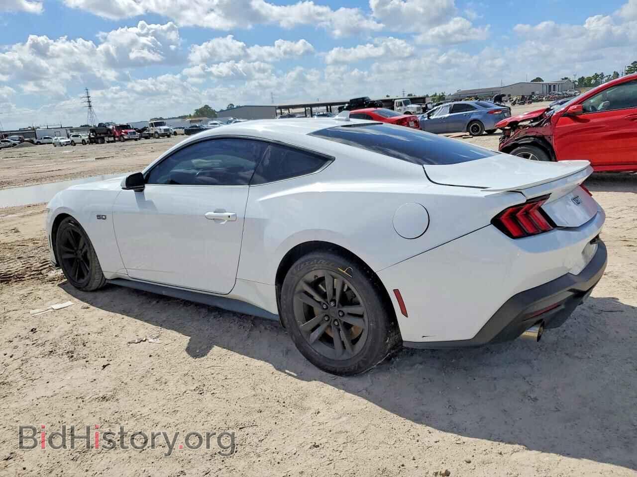 2024 FORD MUSTANG - VIN: 1FA6P8CF4R5430933 - Photo 2
