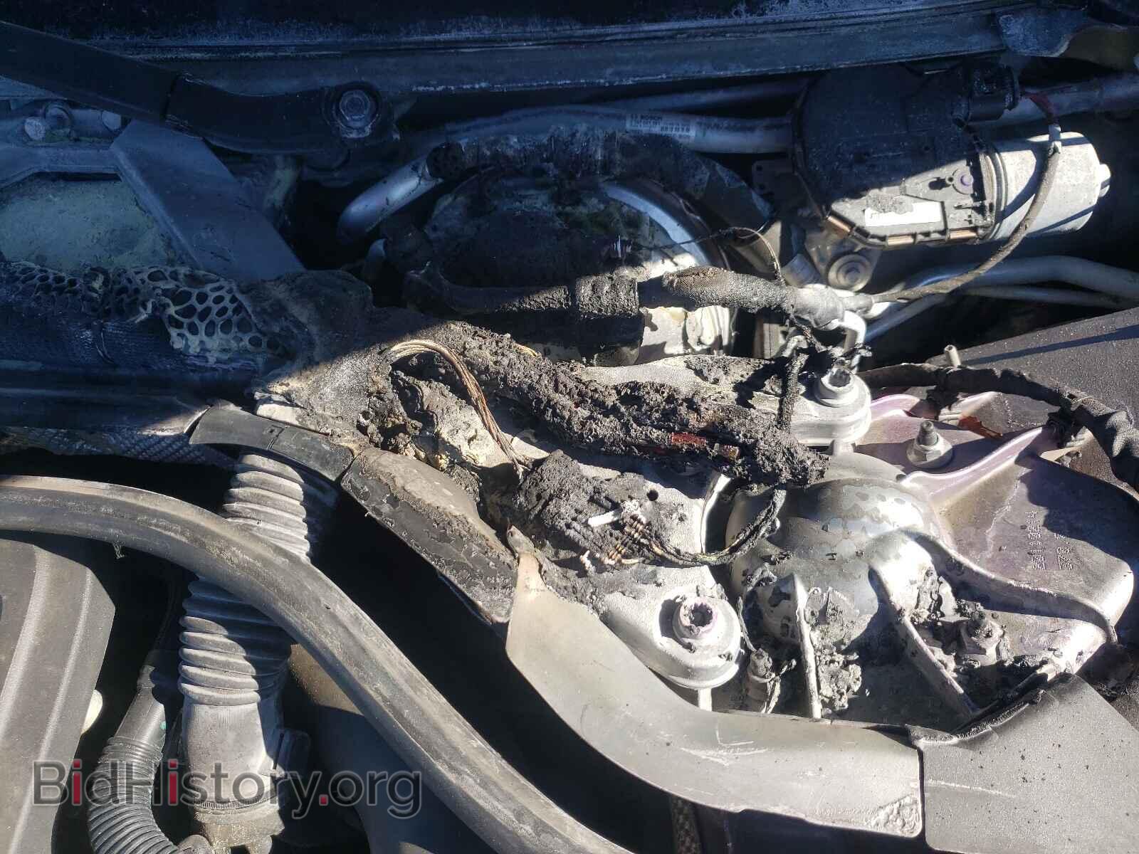 2012 AUDI A8 - VIN: WAURVAFD8CN001054 - Фото 9