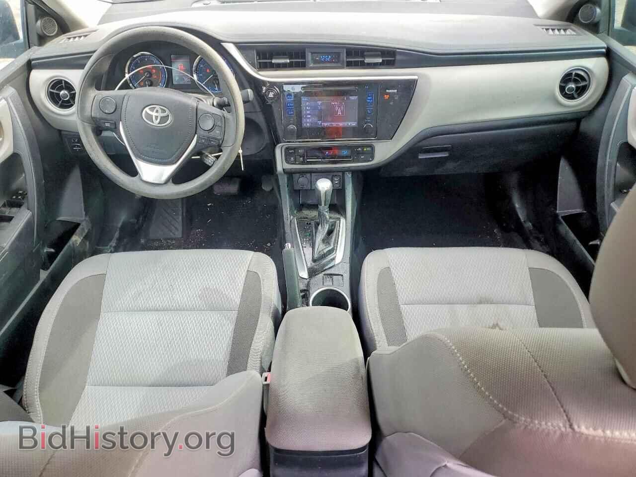 2017 TOYOTA COROLLA - VIN: 2T1BURHE5HC773601 - Фото 8