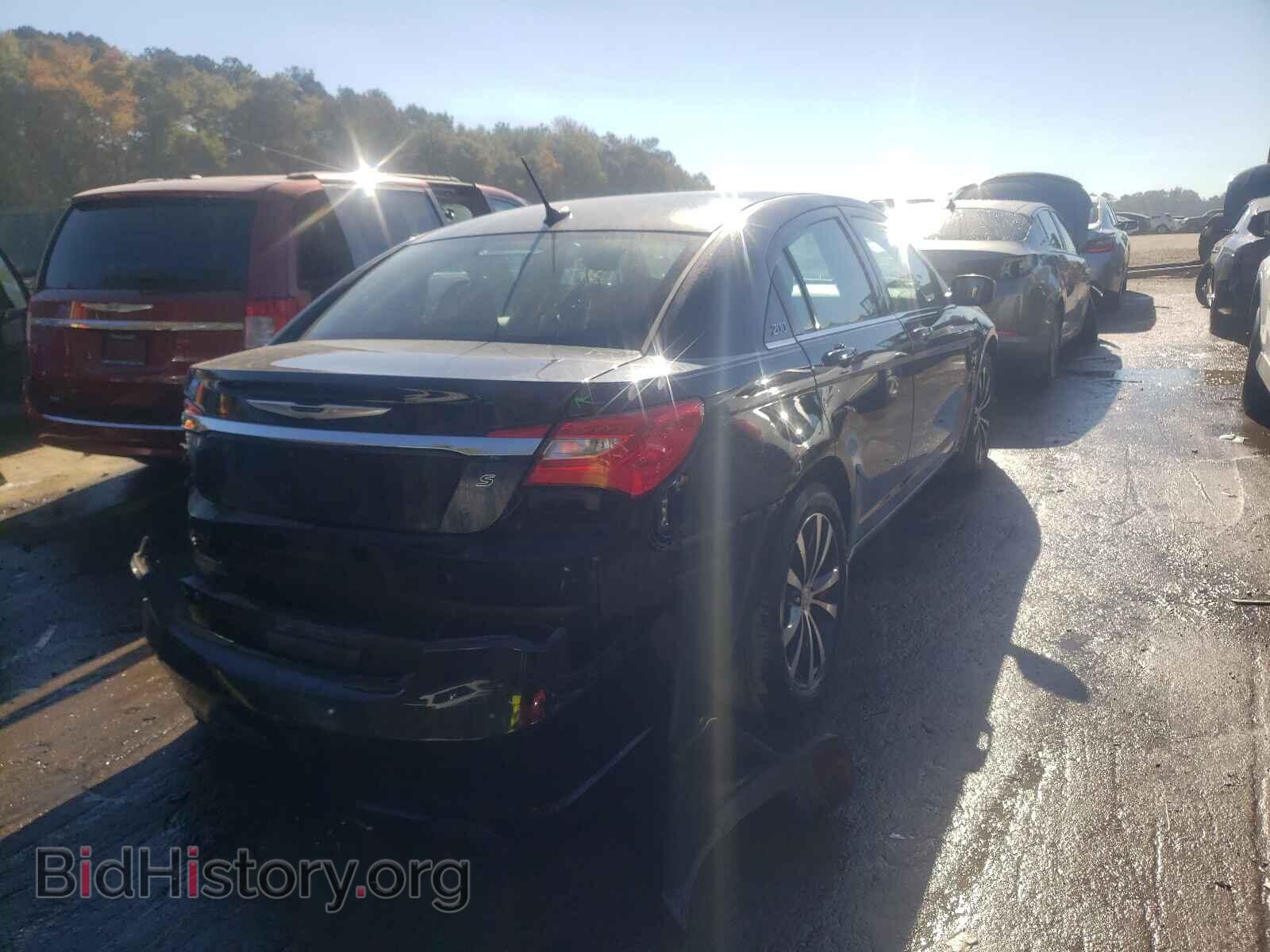 2012 CHRYSLER 200 - VIN: 1C3CCBBG5CN258441 - Фото 4