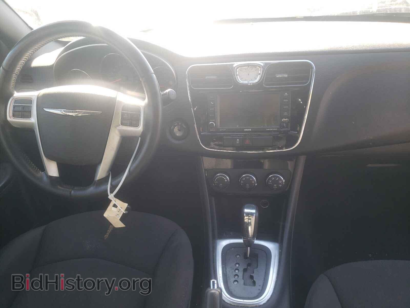 2012 CHRYSLER 200 - VIN: 1C3CCBBG5CN258441 - Фото 9