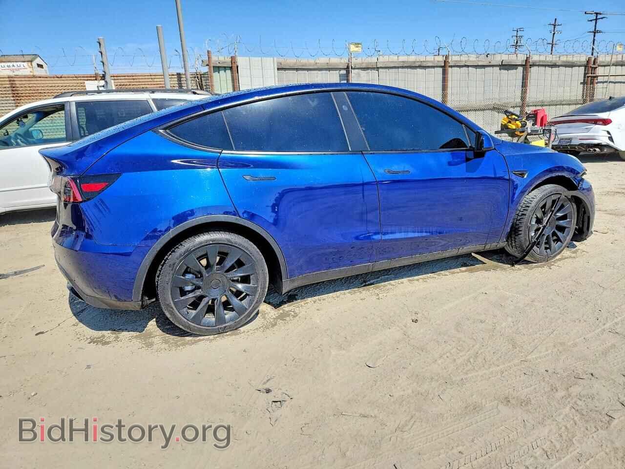 2024 TESLA MODEL Y - VIN: 7SAYGDEE3RF068448 - Photo 3