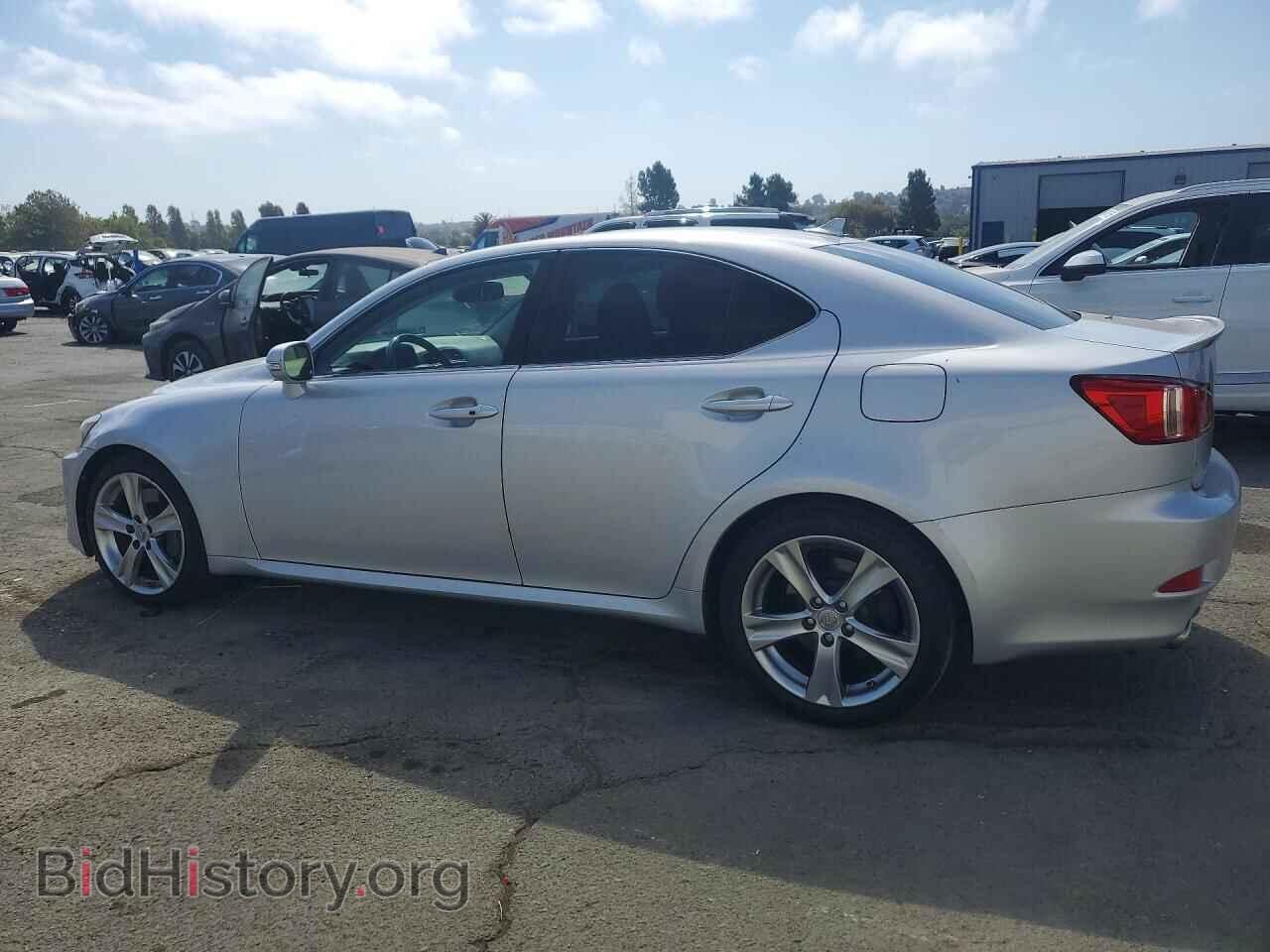 2011 LEXUS IS - VIN: JTHBE5C25B5025386 - Photo 2