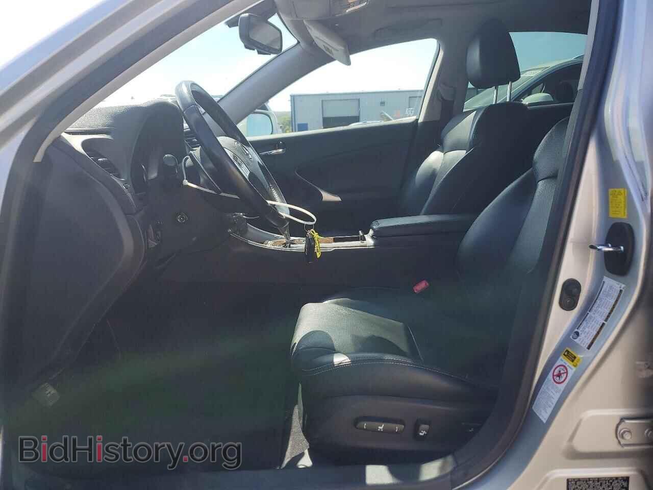 2011 LEXUS IS - VIN: JTHBE5C25B5025386 - Photo 7