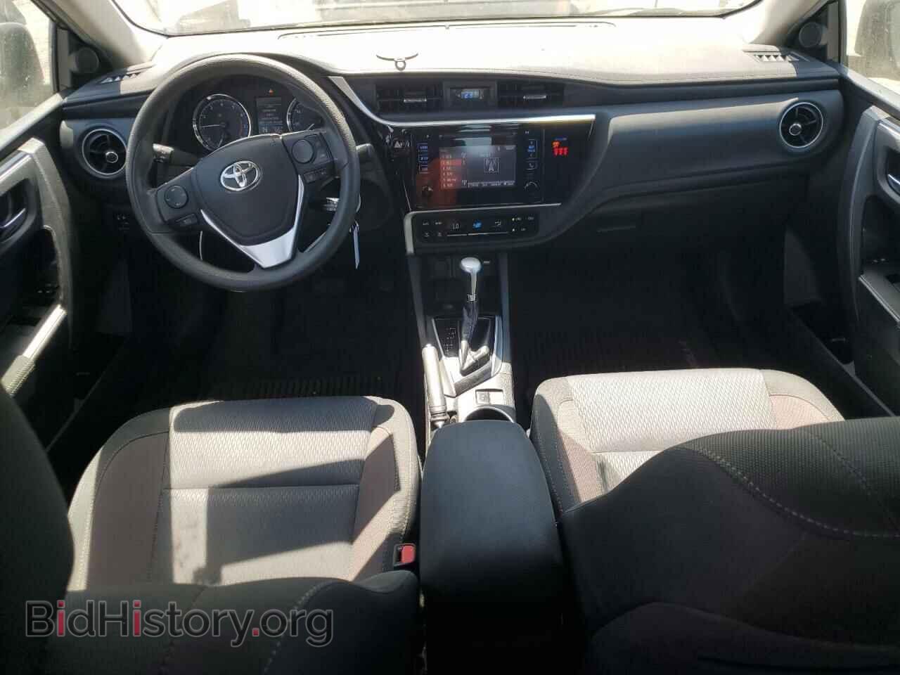 2019 TOYOTA COROLLA - VIN: 2T1BURHE2KC169348 - Фото 8