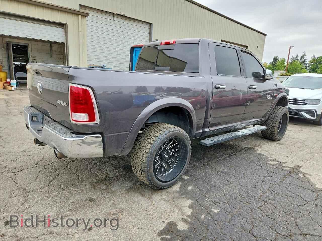 2018 RAM 1500 - VIN: 1C6RR7NM1JS353636 - Photo 3