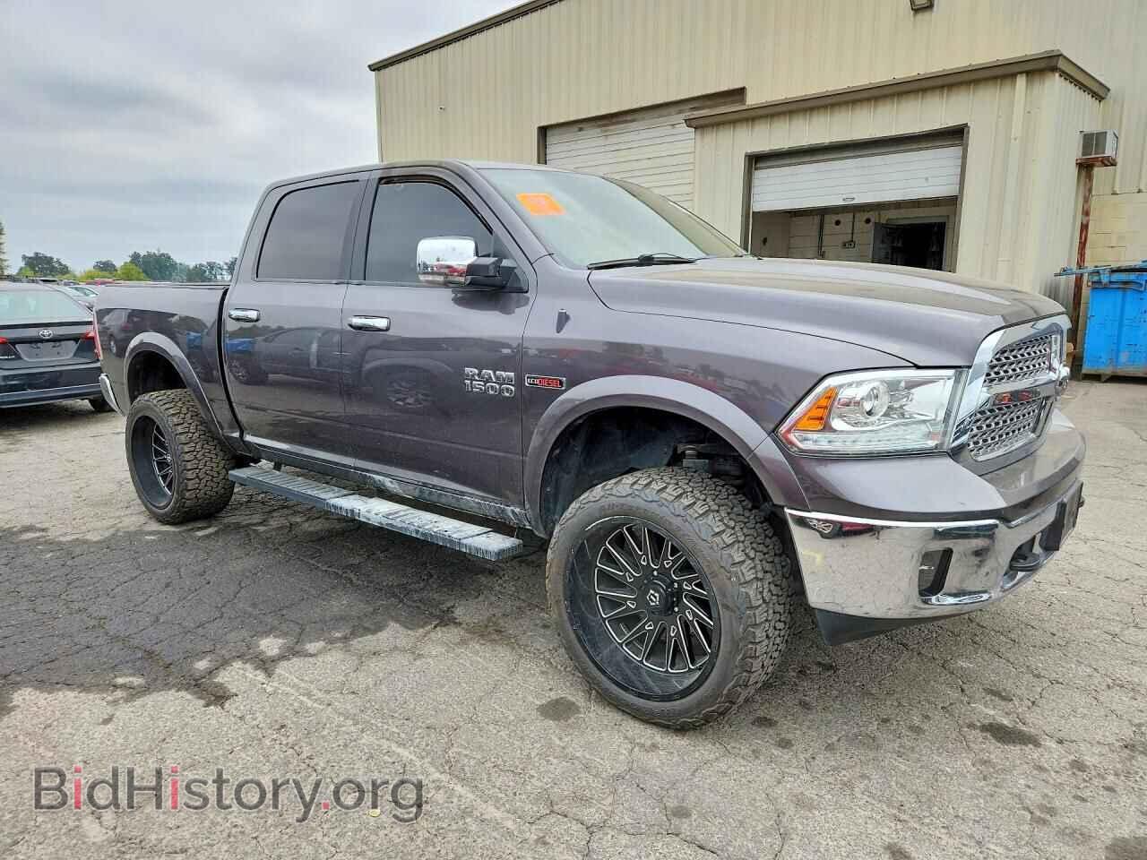 2018 RAM 1500 - VIN: 1C6RR7NM1JS353636 - Photo 4