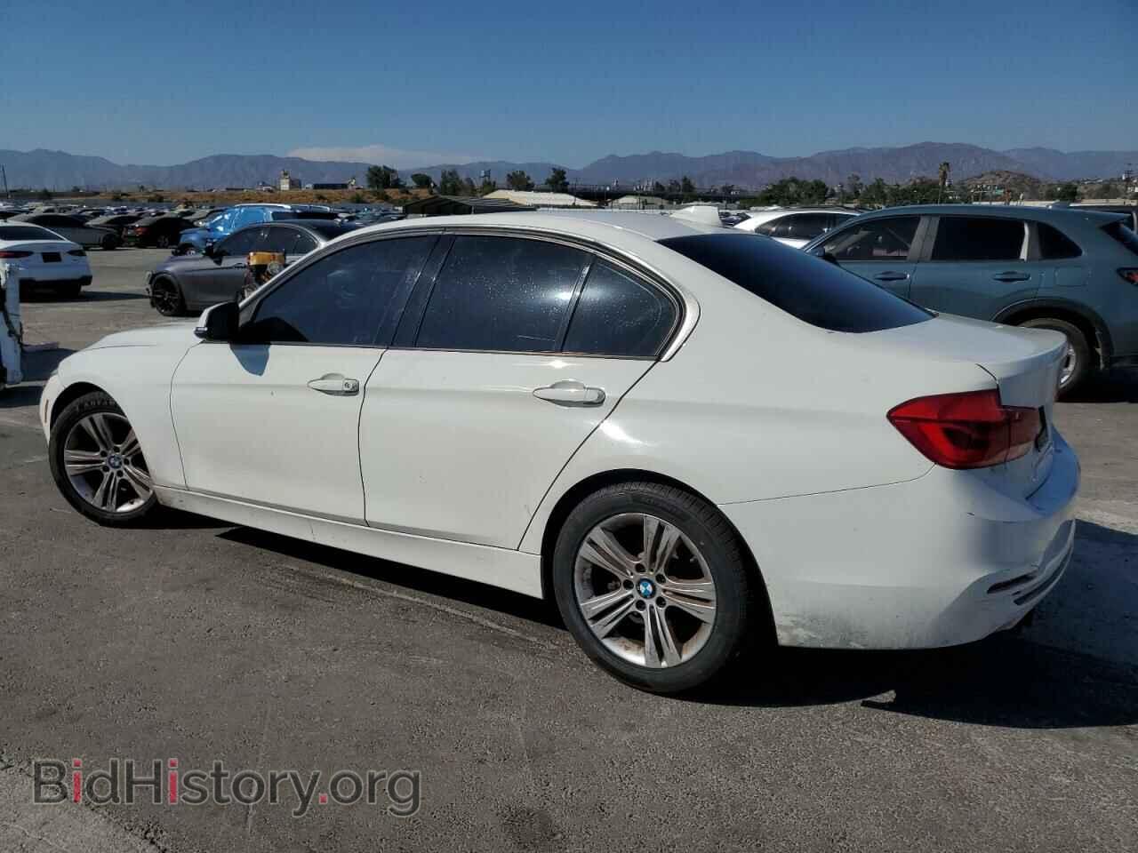 2016 BMW 3 SERIES - VIN: WBA8E9G50GNU30292 - Фото 2