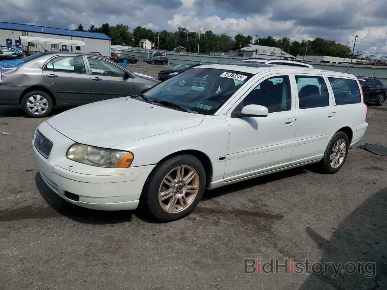 Фотография YV1SW612362544736 - VOLVO V70 2006