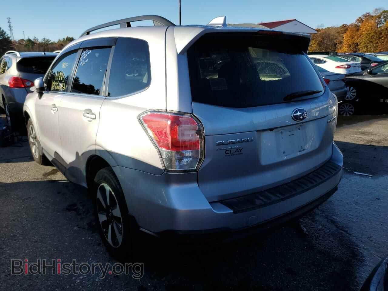 2017 SUBARU FORESTER - VIN: JF2SJARCXHH541144 - Фото 3