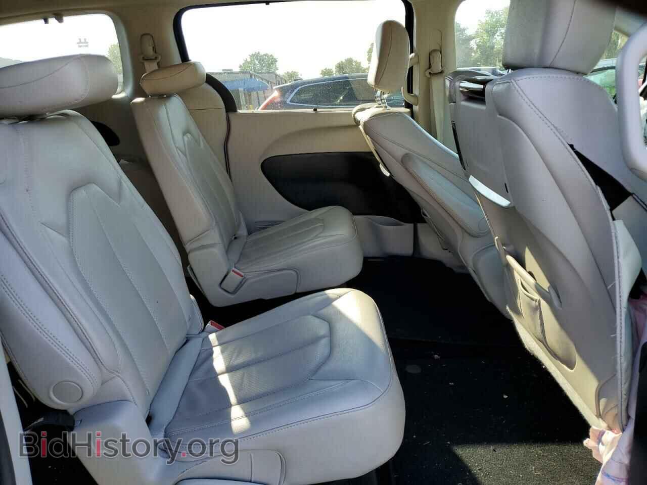2019 CHRYSLER PACIFICA - VIN: 2C4RC1EGXKR628585 - Photo 11